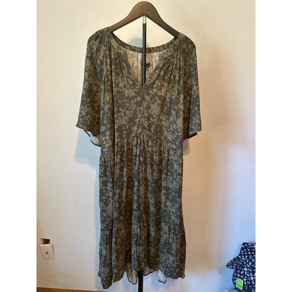 Democracy Tiered Flowy House Dress Thyme Green Floral 3X NWT